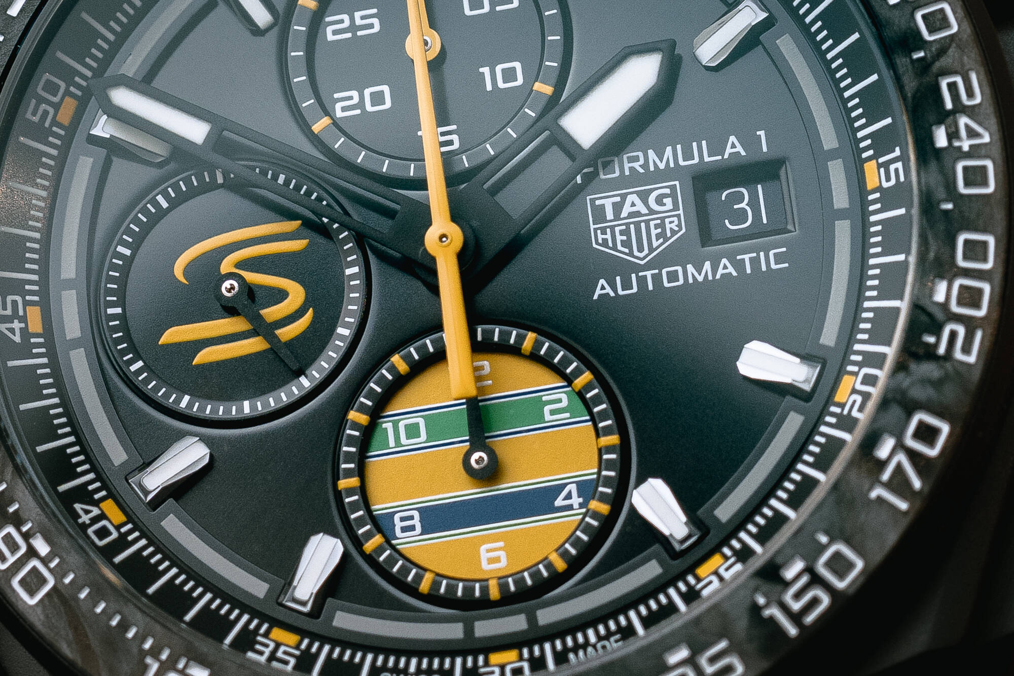 Hands-On Review: TAG Heuer Formula 1 Chronograph x Senna 44mm