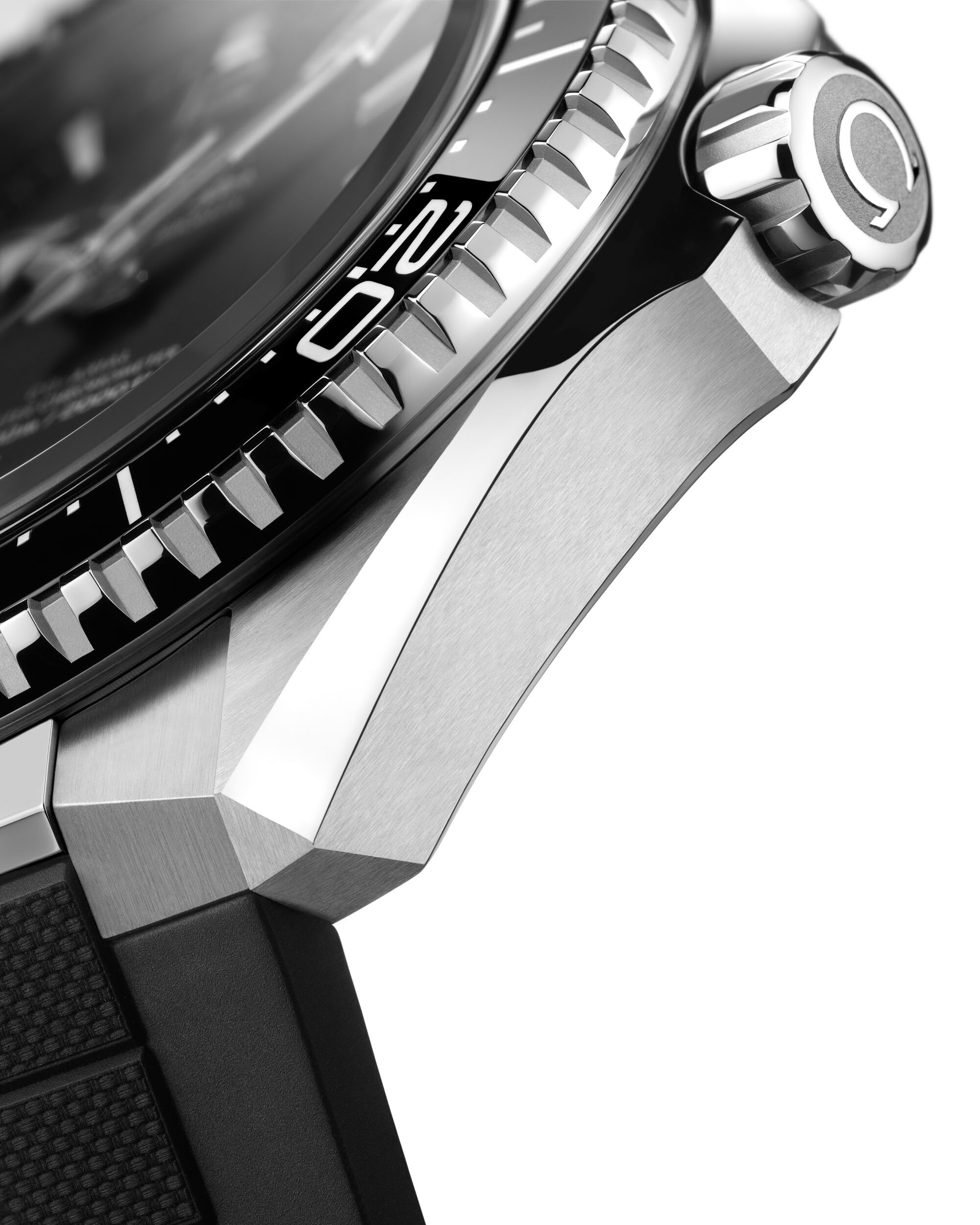 Fourth-Generation Omega Seamaster Planet Ocean: A Deep Dive Into the Radical Redesign