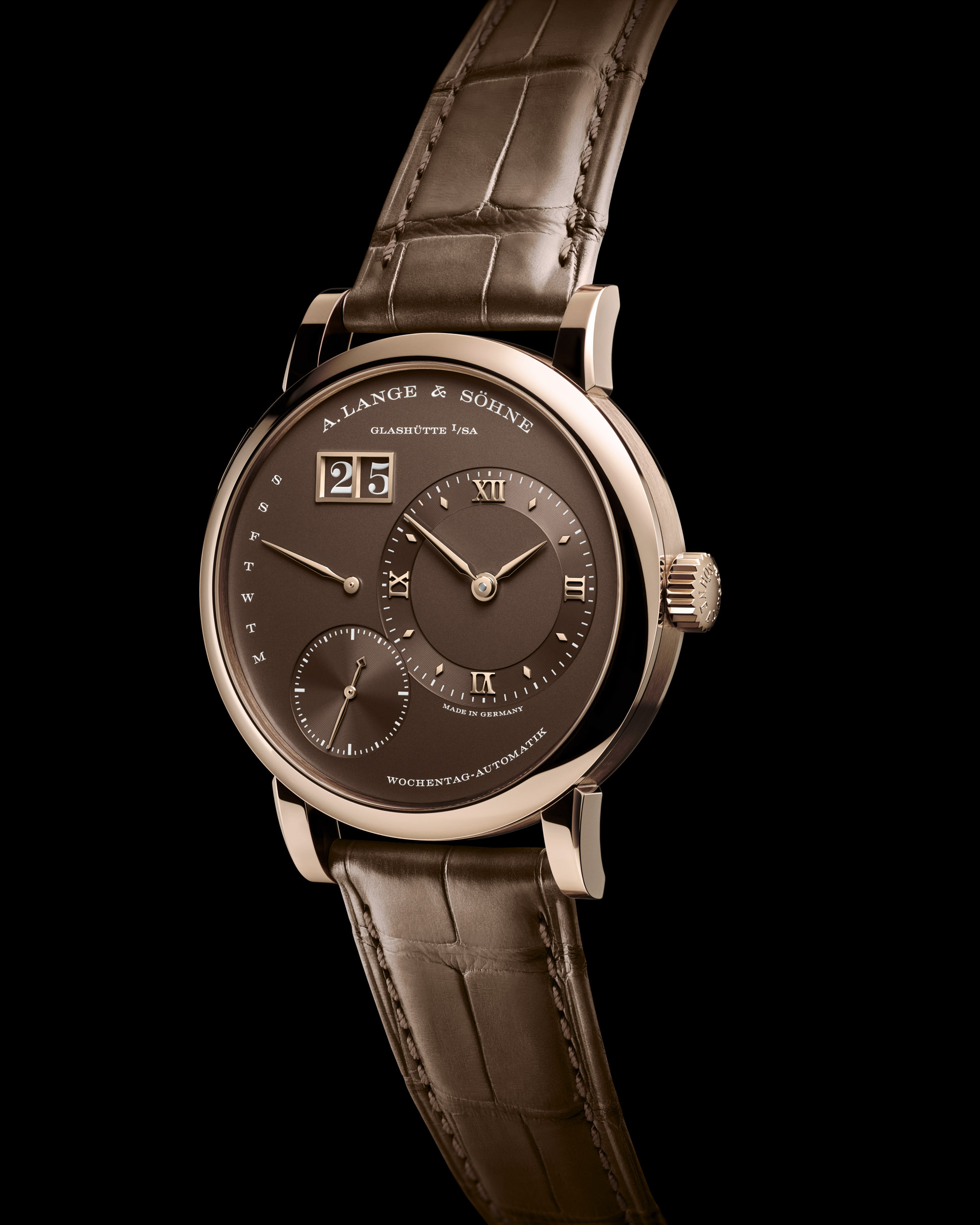 A. Lange & Söhne Lange 1 Daymatic Honeygold: Deep-Dive Review of a Honeygold Cult Classic