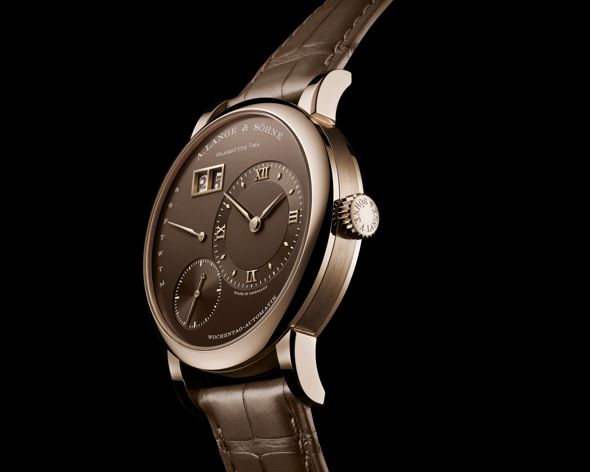 A. Lange & Söhne Lange 1 Daymatic Honeygold: Deep-Dive Review of a Honeygold Cult Classic