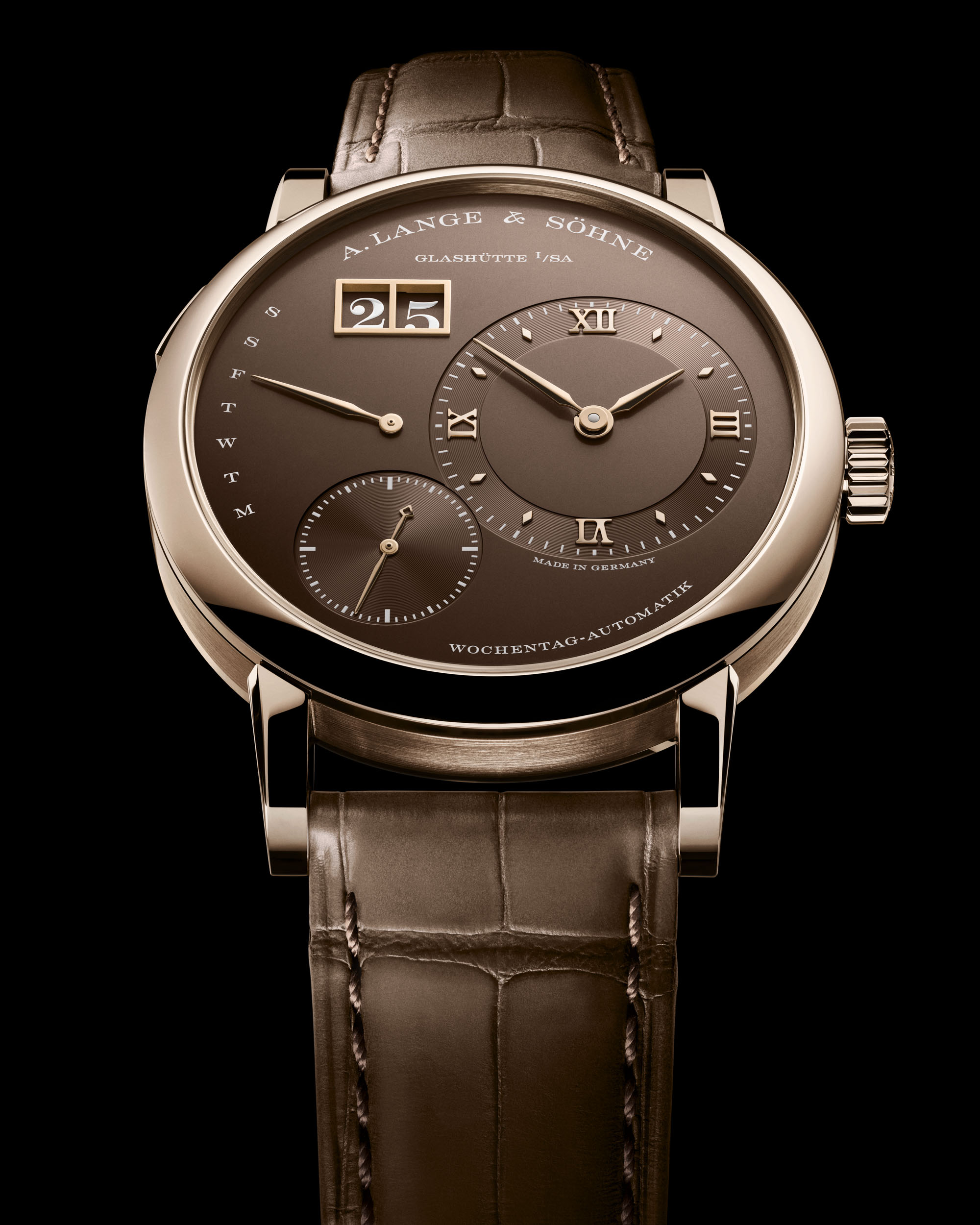 A. Lange & Söhne Lange 1 Daymatic Honeygold: Deep-Dive Review of a Honeygold Cult Classic